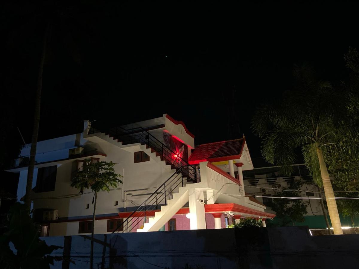 Hostelexp, Varkala - A Beach Town Hostel المظهر الخارجي الصورة